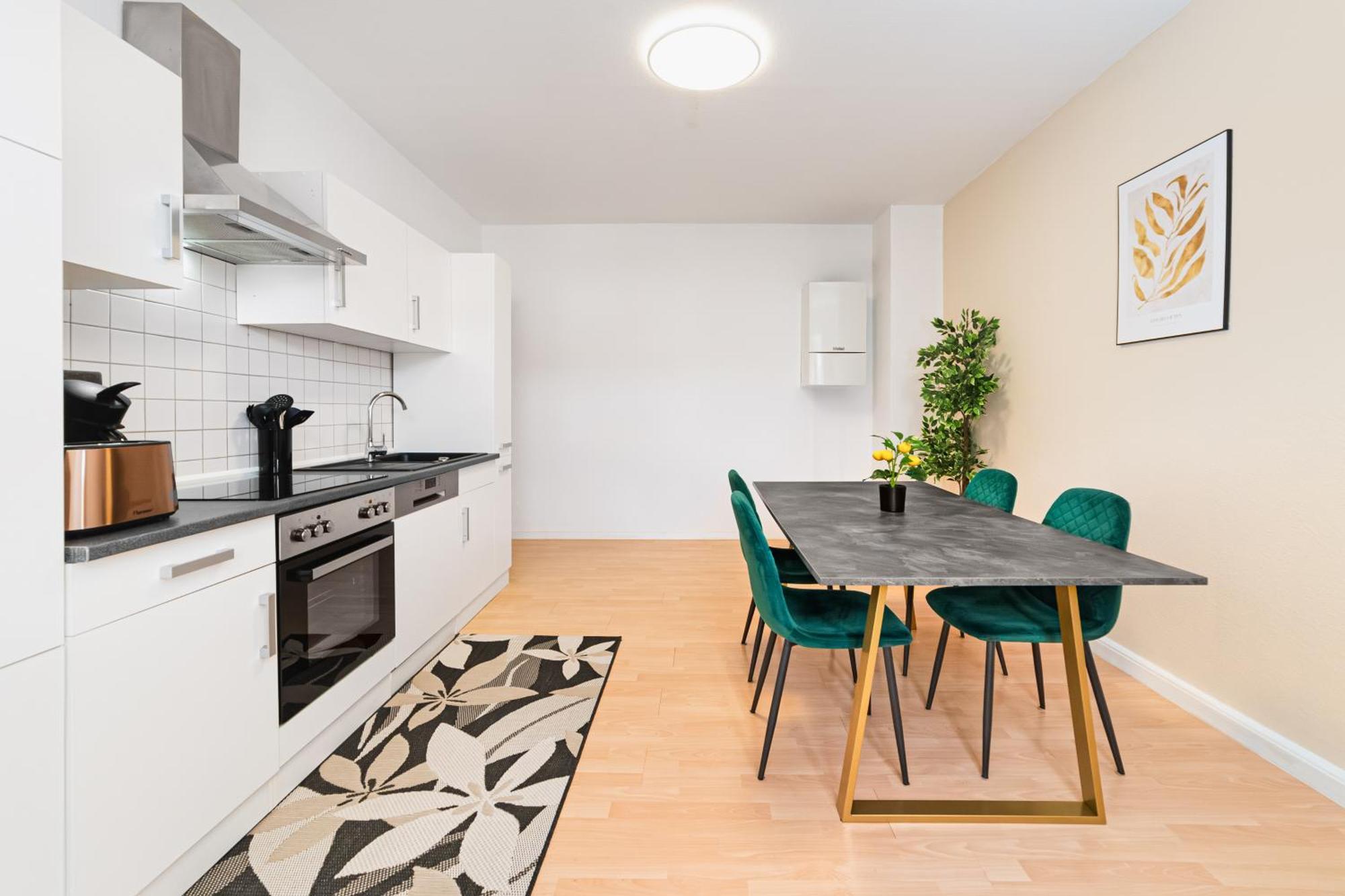 Smart Home - Essen - Perfect For 5 Guests! Central - Balcony - Netflix - Free Parking Zone Kültér fotó